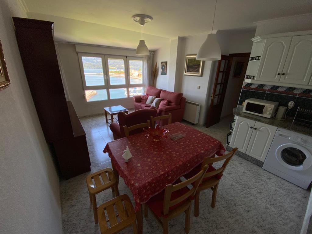 Apartamento Con Vistas Al Mar Y La Montana Santa Marta de Ortigueira Bagian luar foto